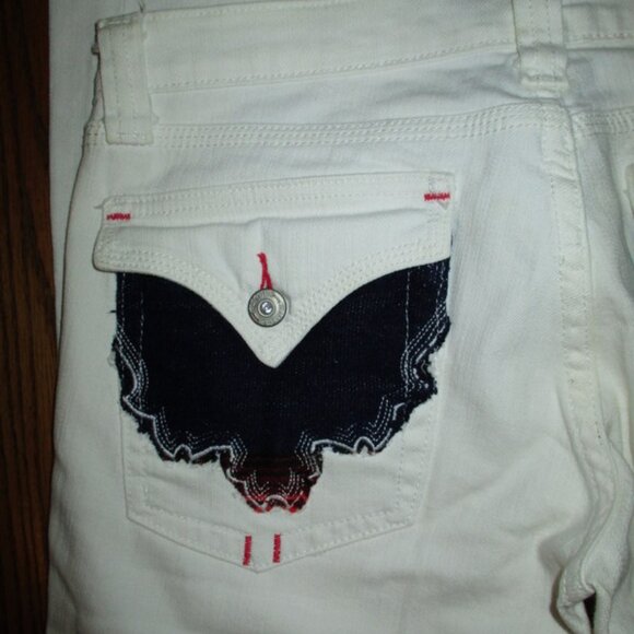 MISS ME White Flap Pkt Capri Jeans - Picture 7 of 9